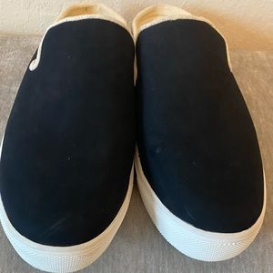 Dr. Scholl’s women sink in clog